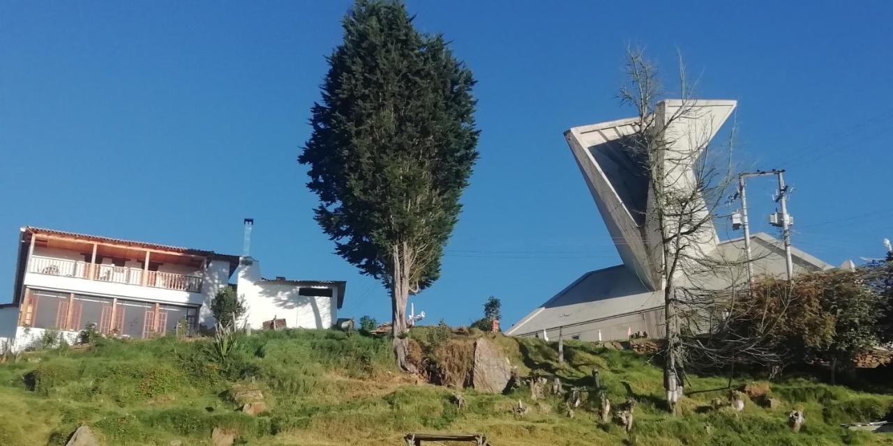Hotel El Cangrejo Paipa Bagian luar foto